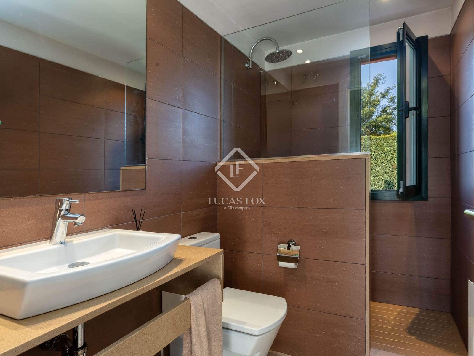 4 slaapkamer Villa te koop in Navata met zwembad - € 540.000 (Ref: 9349992)