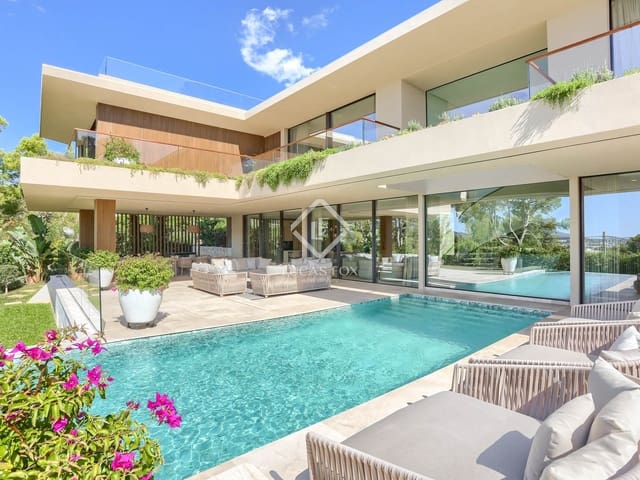 7 slaapkamer Villa te koop in Portals Nous, Calvià met garage - € 16.900.000 (Ref: 9349993)