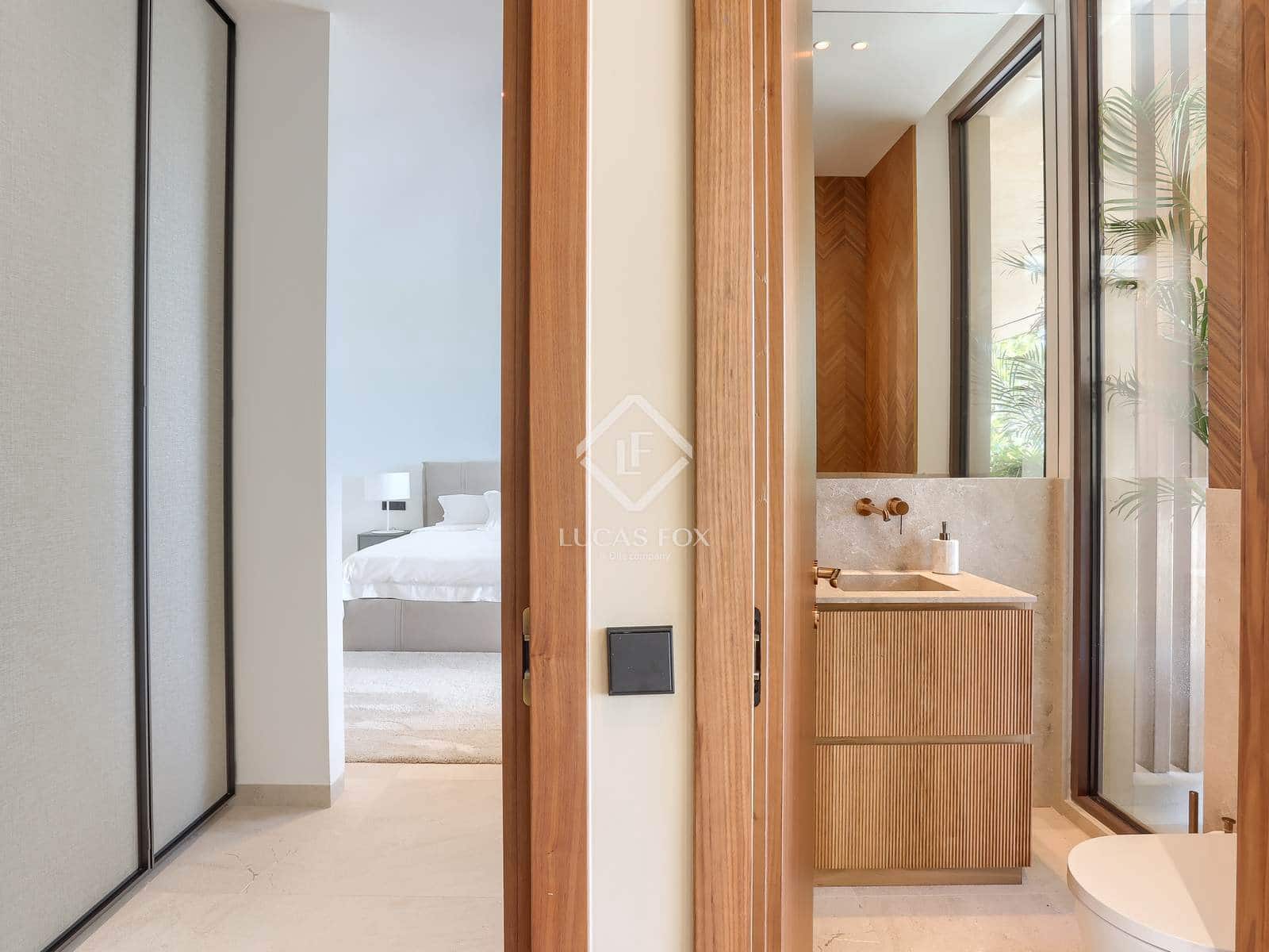 7 slaapkamer Villa te koop in Portals Nous met garage - € 16.900.000 (Ref: 9349993)