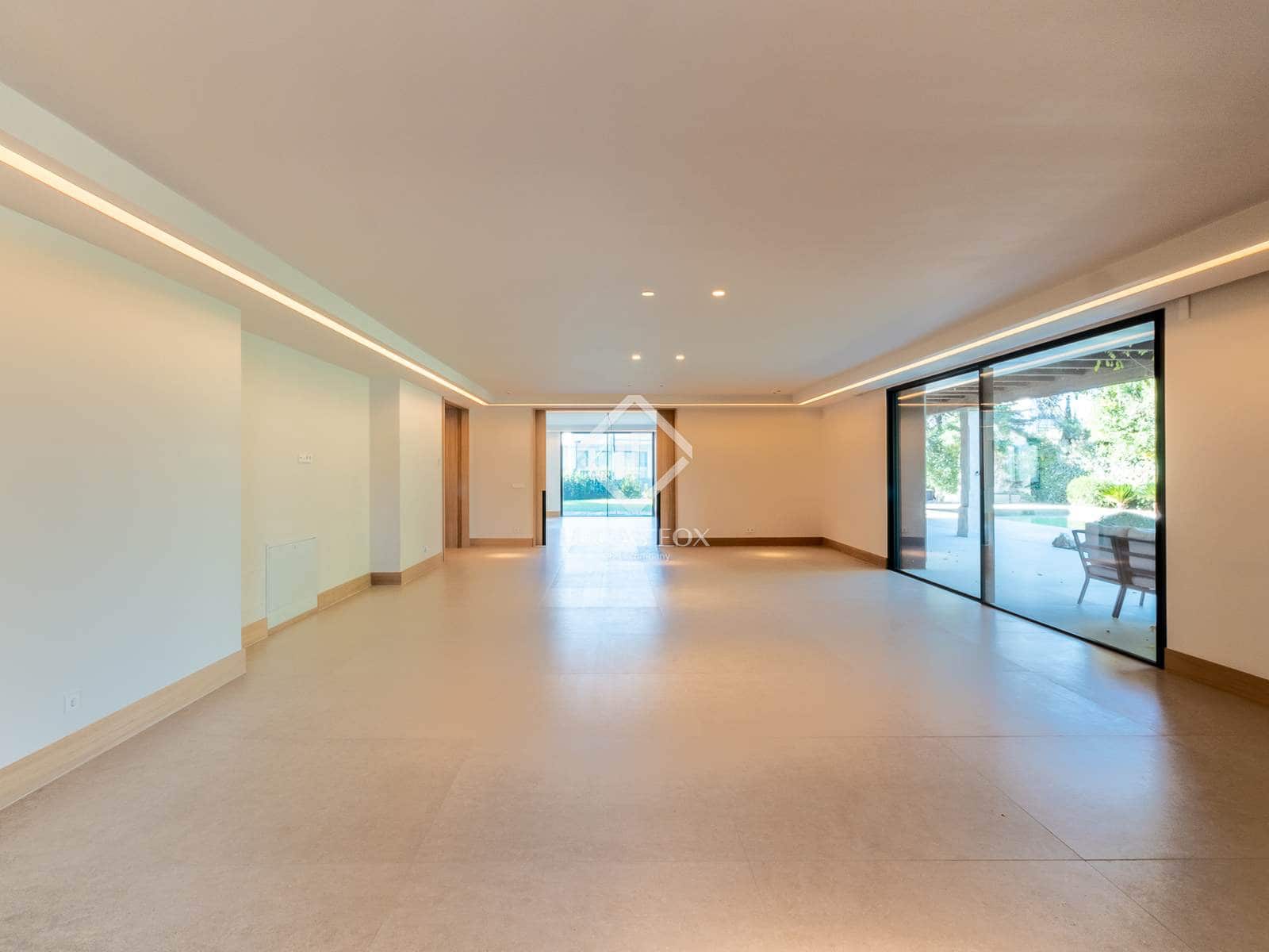 8 slaapkamer Villa te koop in Madrid stad met zwembad - € 7.900.000 (Ref: 9352103)