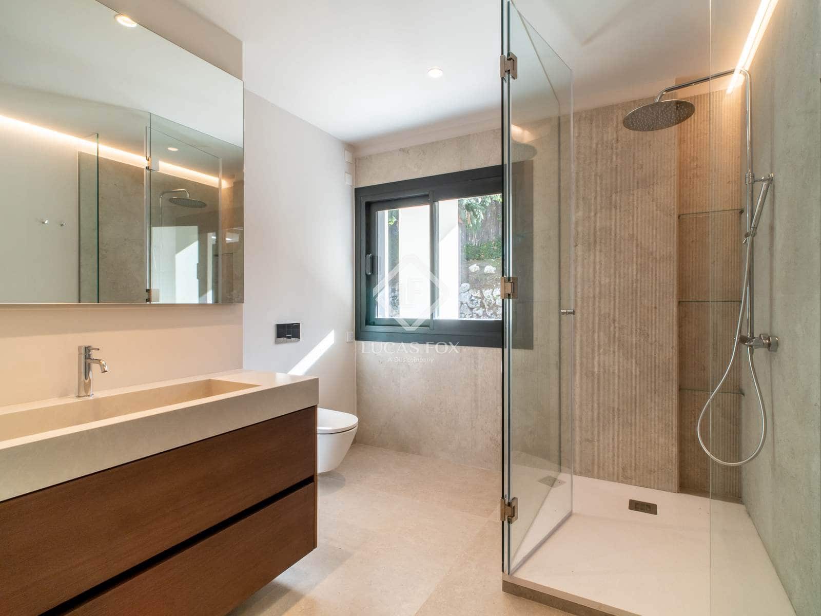 8 slaapkamer Villa te koop in Madrid stad met zwembad - € 7.900.000 (Ref: 9352103)