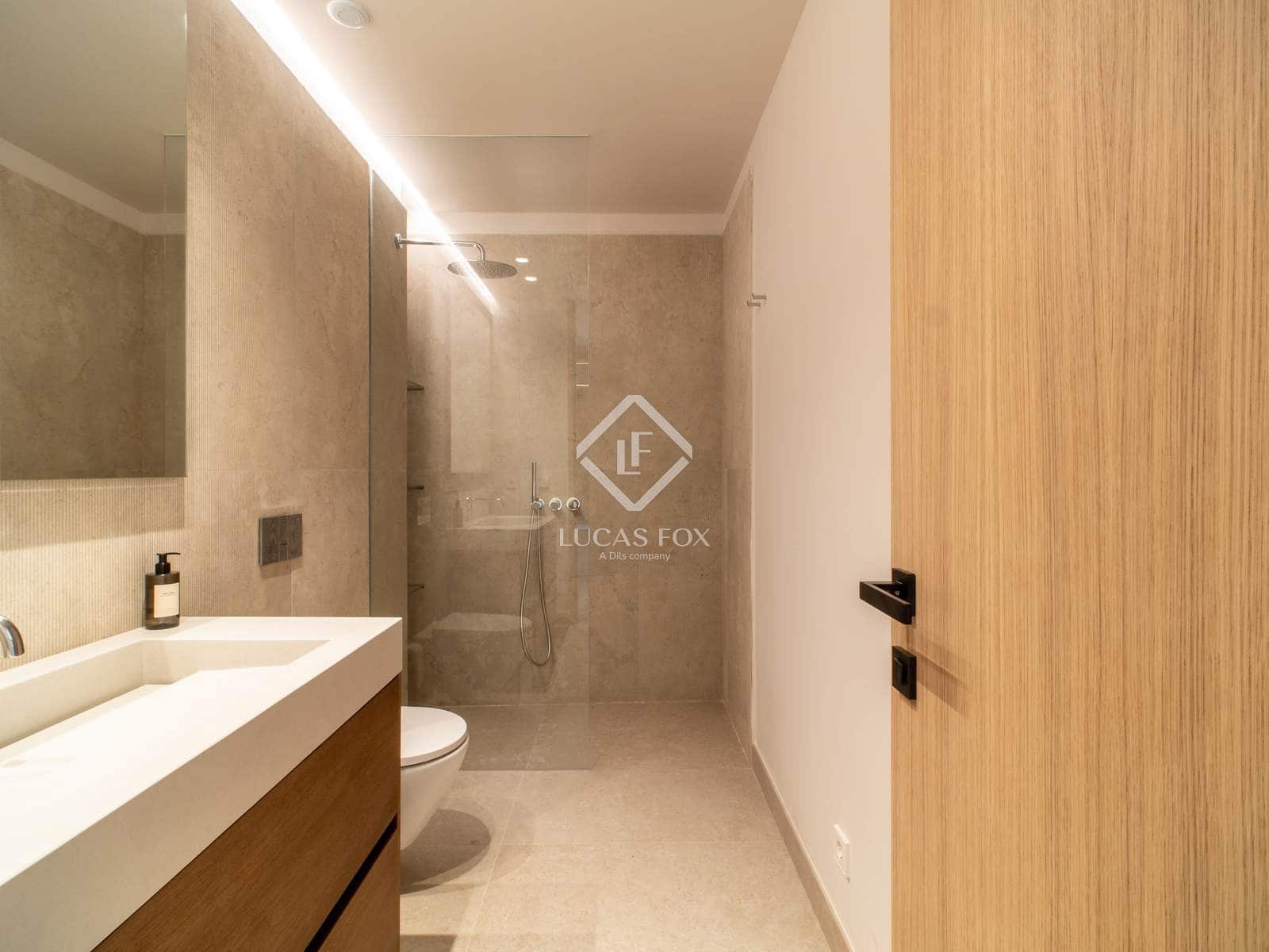 8 slaapkamer Villa te koop in Madrid stad met zwembad - € 7.900.000 (Ref: 9352103)