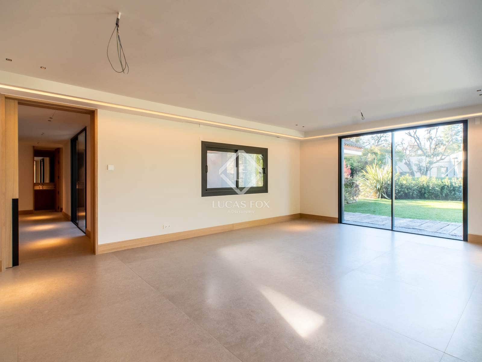 8 slaapkamer Villa te koop in Madrid stad met zwembad - € 7.900.000 (Ref: 9352103)