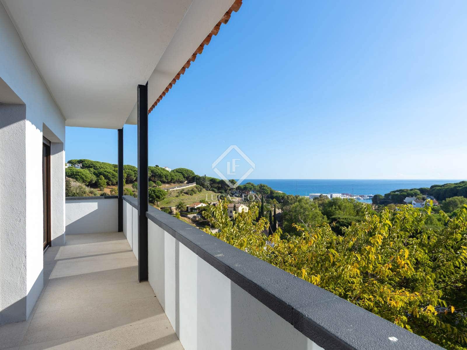 4 bedroom Villa for sale in Arenys de Mar with pool - € 1,150,000 (Ref: 9352104)