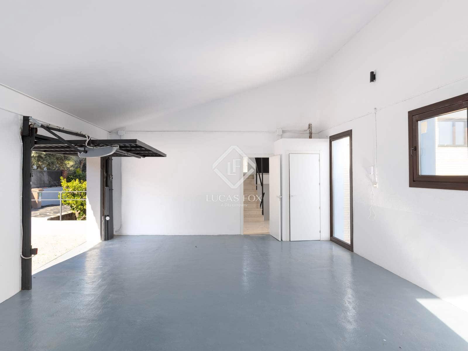 4 bedroom Villa for sale in Arenys de Mar with pool - € 1,150,000 (Ref: 9352104)