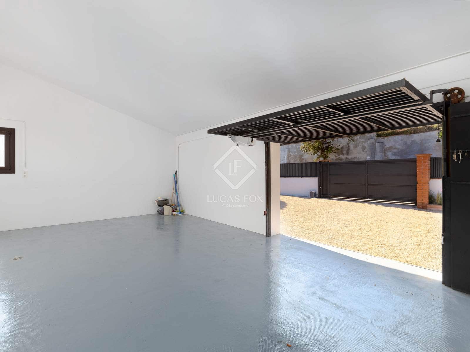 4 bedroom Villa for sale in Arenys de Mar with pool - € 1,150,000 (Ref: 9352104)