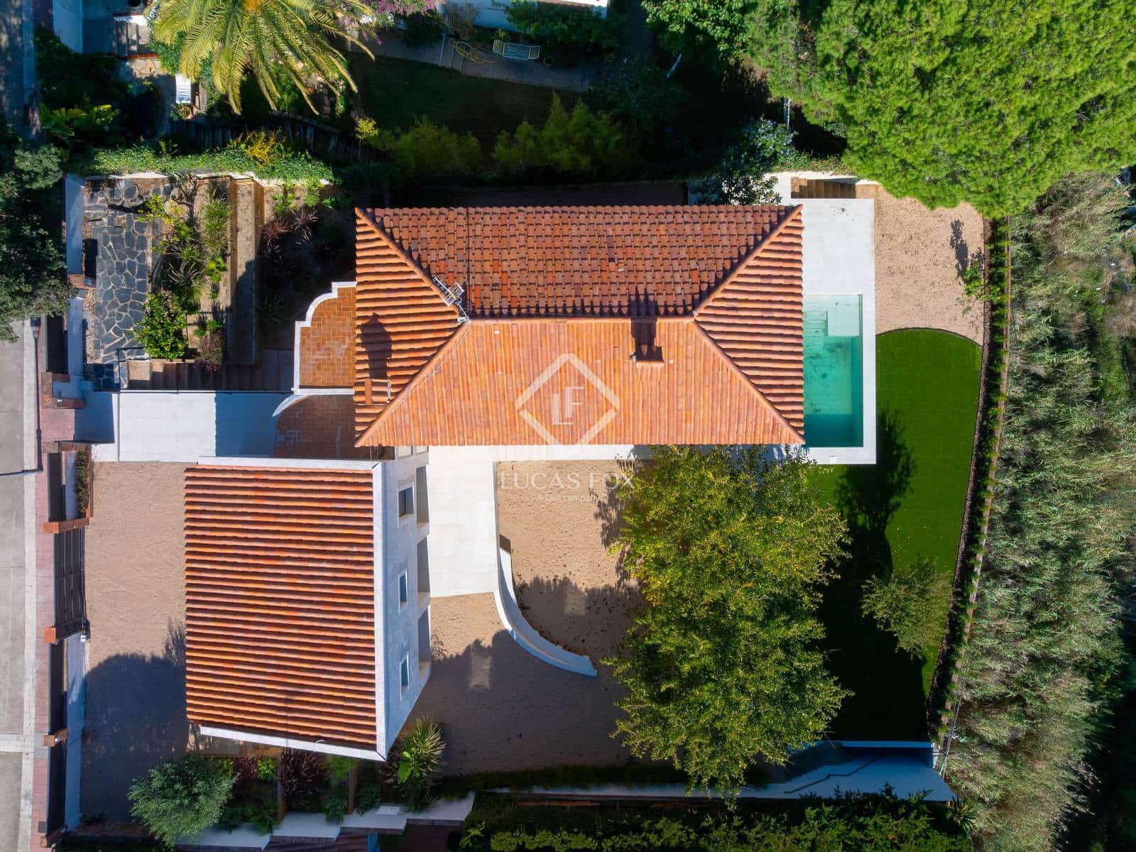 4 bedroom Villa for sale in Arenys de Mar with pool - € 1,150,000 (Ref: 9352104)