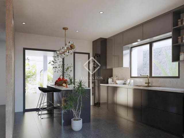 4 bedroom Villa for sale in Madrid city with pool garage - € 589,000 (Ref: 9352105)