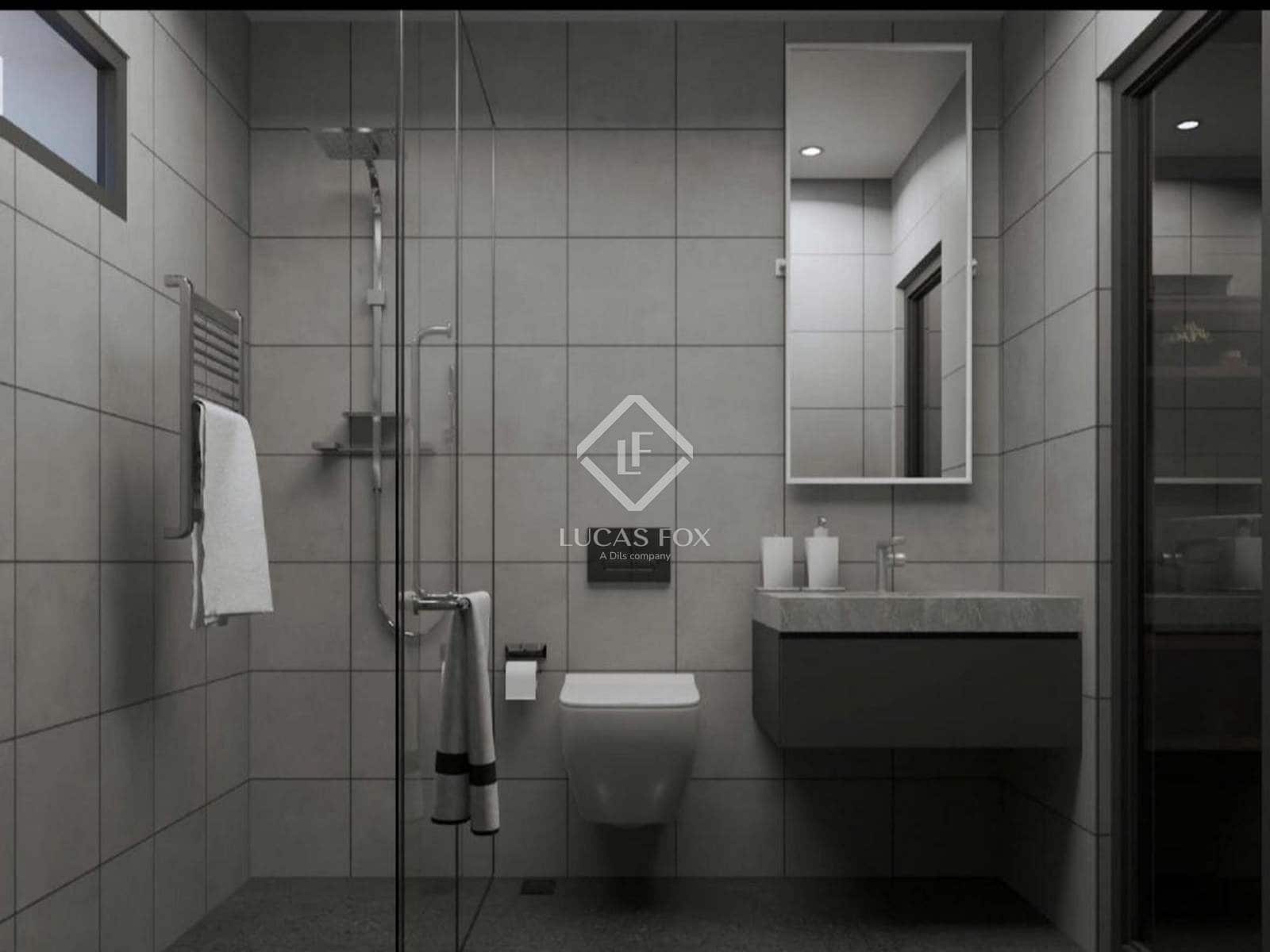 4 bedroom Villa for sale in Madrid city with pool garage - € 589,000 (Ref: 9352105)