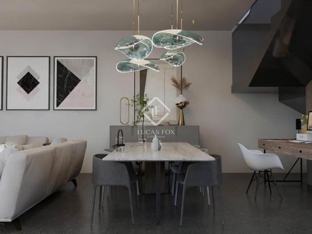 4 bedroom Villa for sale in Madrid city with pool garage - € 589,000 (Ref: 9352105)