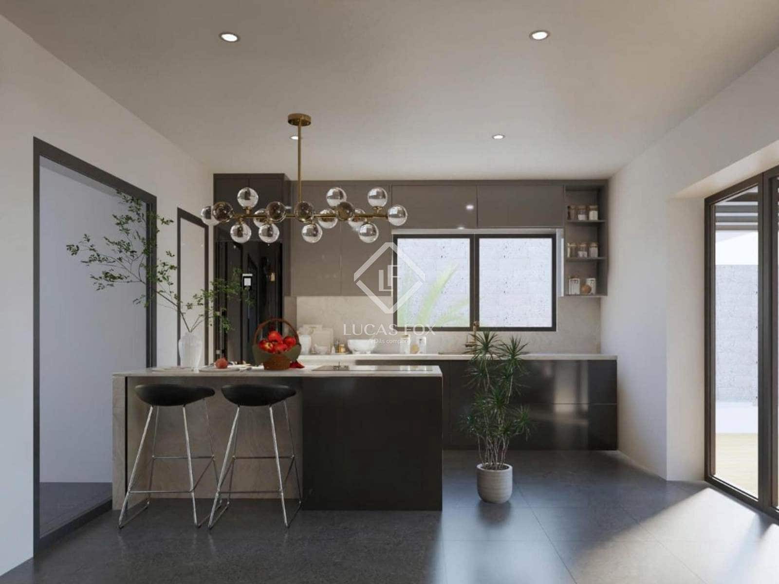 4 bedroom Villa for sale in Madrid city with pool garage - € 589,000 (Ref: 9352105)