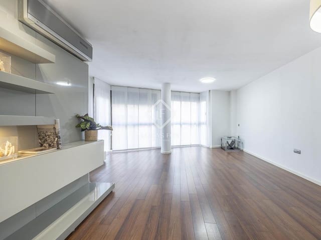 Appartement de 2 chambres à louer à Valence ville avec garage - 2 200 € (Ref: 9352106)