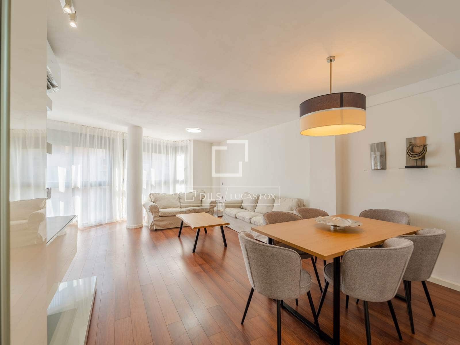 2 sypialnia Apartament do wynajęcia w Miasto Walencja z garażem - 2 000 € (Ref: 9352106)