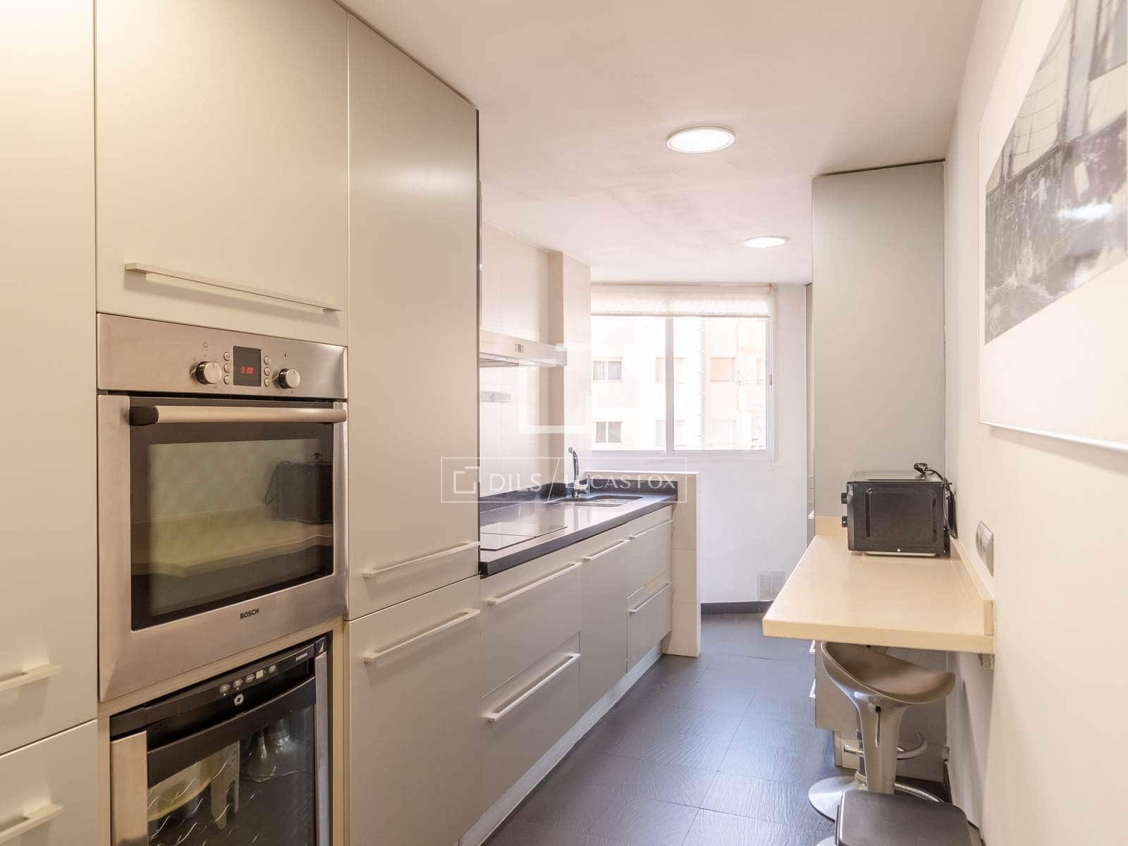 2 sypialnia Apartament do wynajęcia w Miasto Walencja z garażem - 2 000 € (Ref: 9352106)