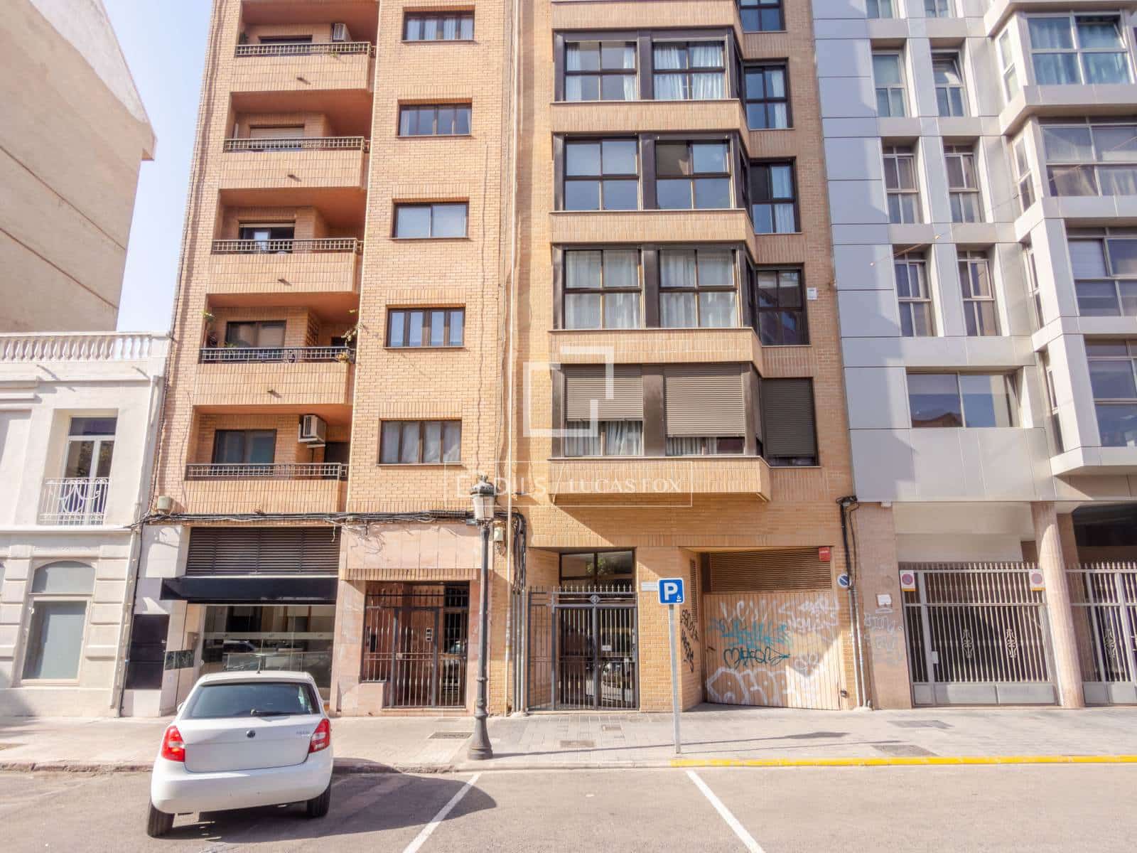 2 sypialnia Apartament do wynajęcia w Miasto Walencja z garażem - 2 000 € (Ref: 9352106)