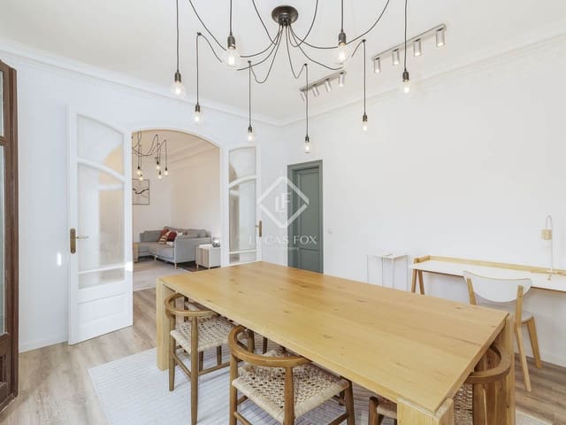 4 bedroom Apartment for sale in Barcelona city - € 995,000 (Ref: 9353820)