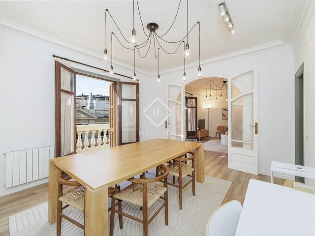 4 bedroom Apartment for sale in Barcelona city - € 995,000 (Ref: 9353820)