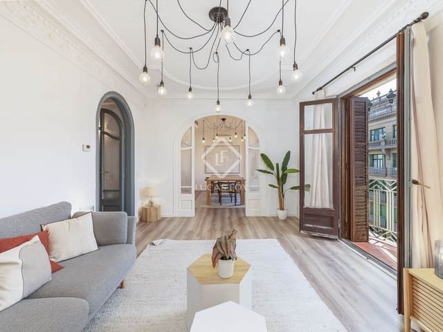 4 bedroom Apartment for sale in Barcelona city - € 995,000 (Ref: 9353820)