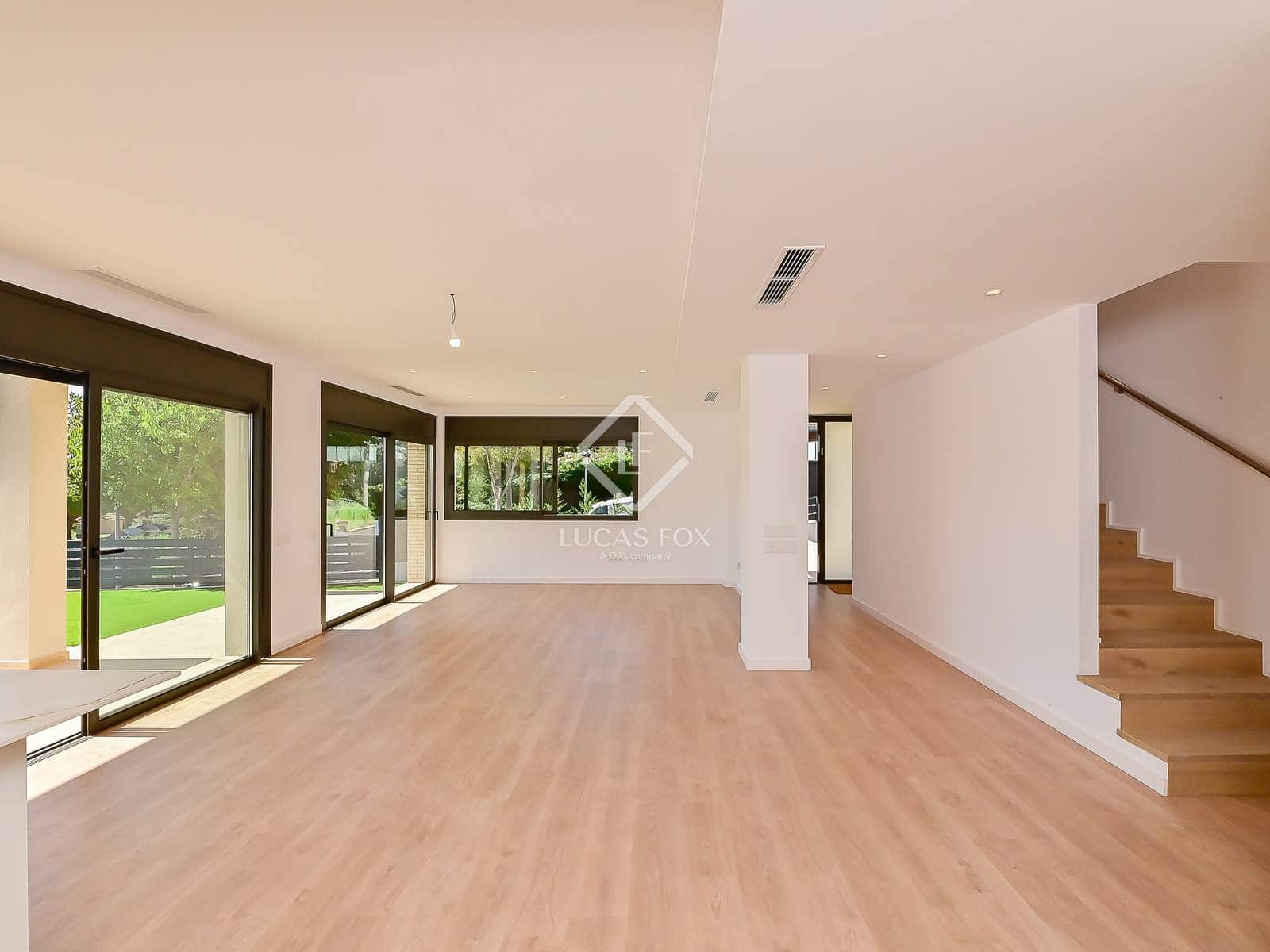 4 slaapkamer Villa te koop in Sant Feliu de Guixols met zwembad garage - € 1.600.000 (Ref: 9353821)