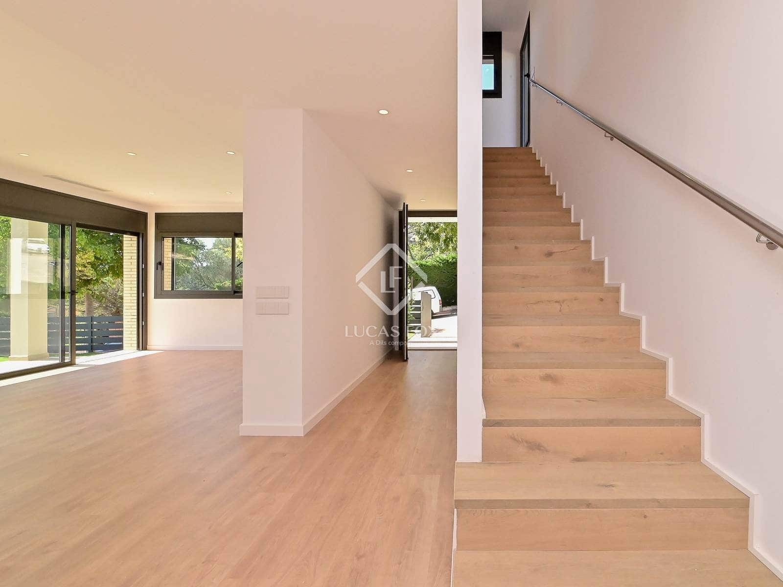 4 slaapkamer Villa te koop in Sant Feliu de Guixols met zwembad garage - € 1.600.000 (Ref: 9353821)