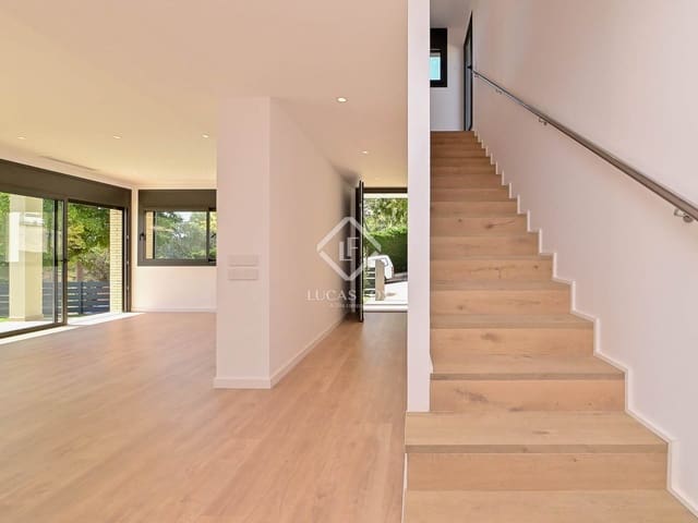 4 Zimmer Villa zu verkaufen in Sant Feliu de Guíxols mit Pool Garage - 1.600.000 € (Ref: 9353821)