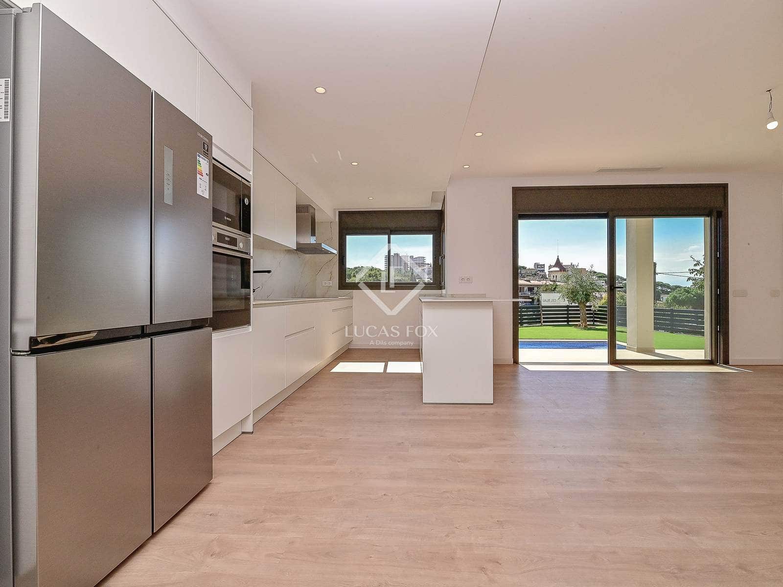 4 slaapkamer Villa te koop in Sant Feliu de Guixols met zwembad garage - € 1.600.000 (Ref: 9353821)