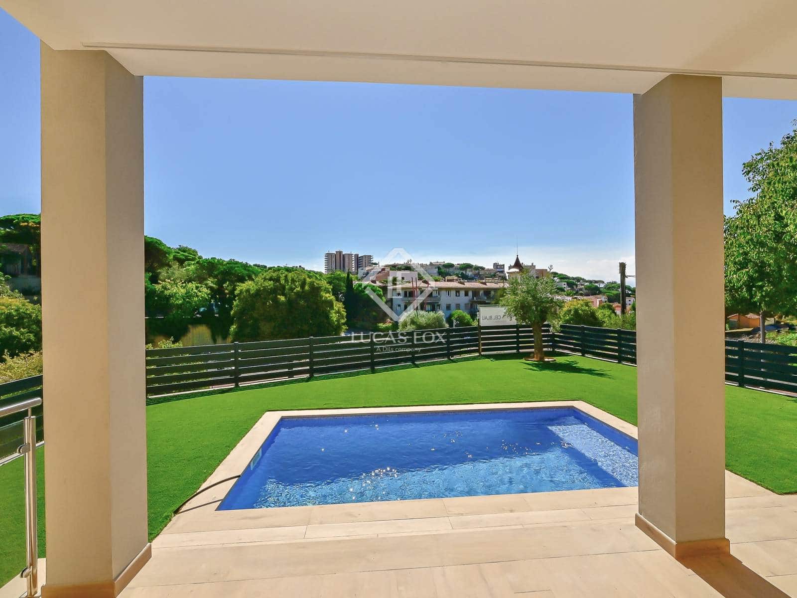 4 slaapkamer Villa te koop in Sant Feliu de Guixols met zwembad garage - € 1.600.000 (Ref: 9353821)