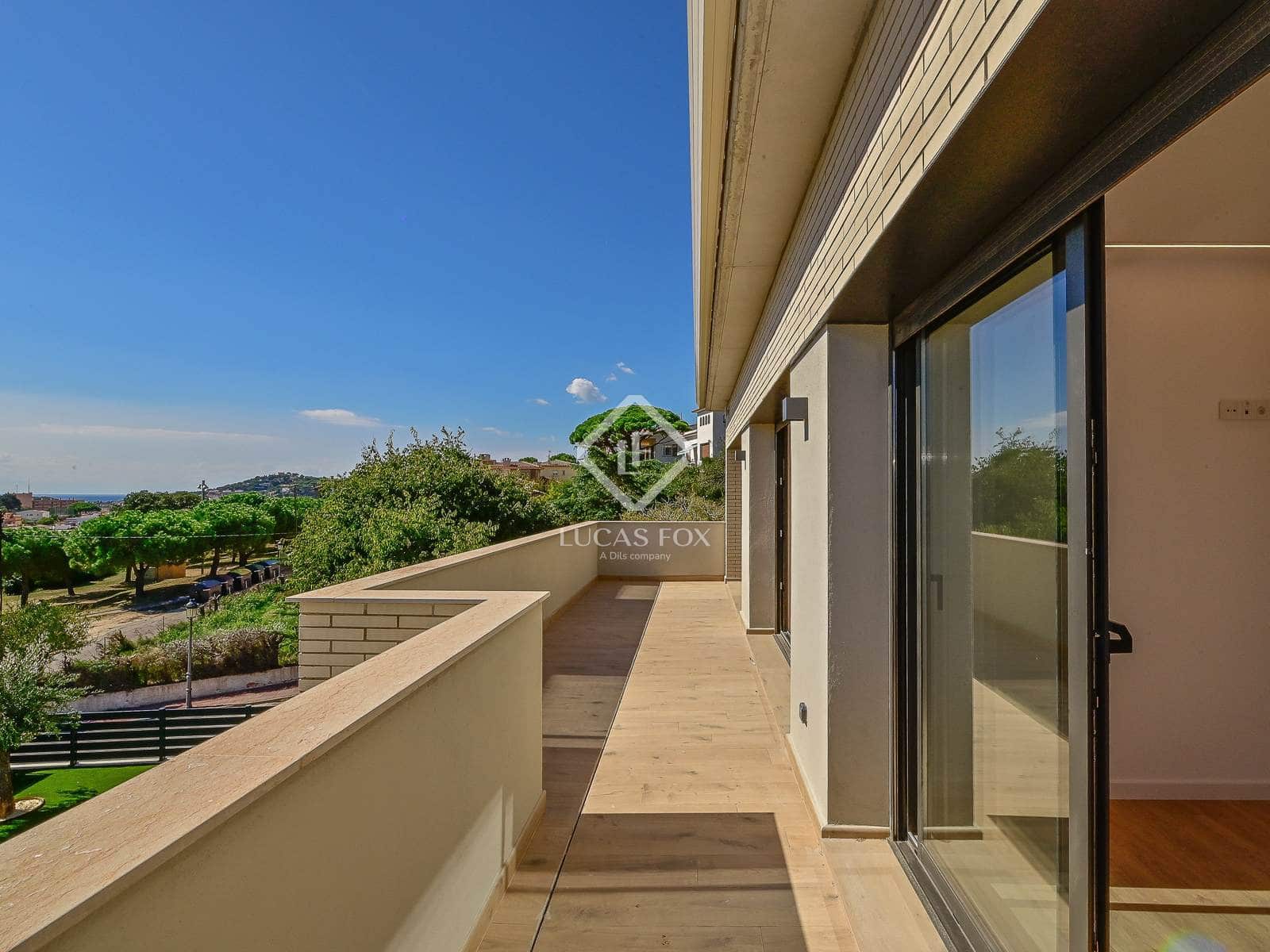 4 slaapkamer Villa te koop in Sant Feliu de Guixols met zwembad garage - € 1.600.000 (Ref: 9353821)