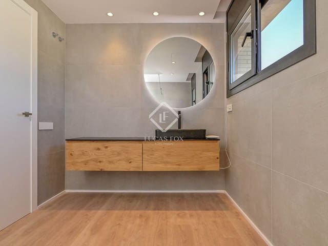 4 sypialnia Willa na sprzedaż w Sant Feliu de Guíxols z basenem garażem - 1 600 000 € (Ref: 9353821)