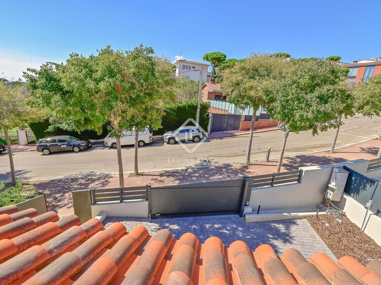 4 slaapkamer Villa te koop in Sant Feliu de Guixols met zwembad garage - € 1.600.000 (Ref: 9353821)