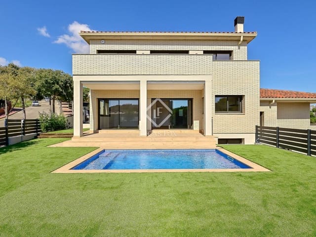 4 Zimmer Villa zu verkaufen in Sant Feliu de Guíxols mit Pool Garage - 1.600.000 € (Ref: 9353821)