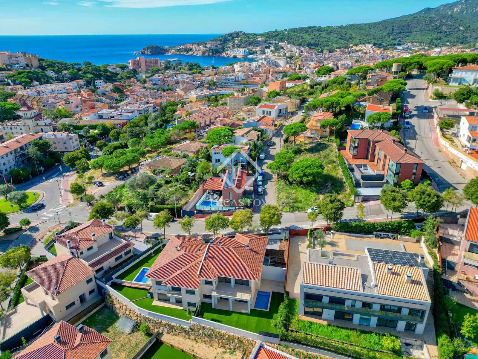 4 slaapkamer Villa te koop in Sant Feliu de Guixols met zwembad garage - € 1.600.000 (Ref: 9353821)