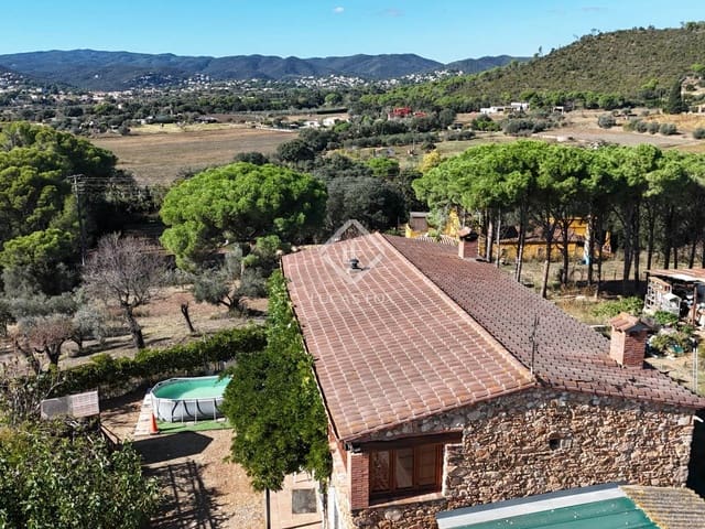 4 bedroom Finca/Country House for sale in Sant Antoni de Calonge, Calonge i Sant Antoni with garage - € 990,000 (Ref: 9353929)