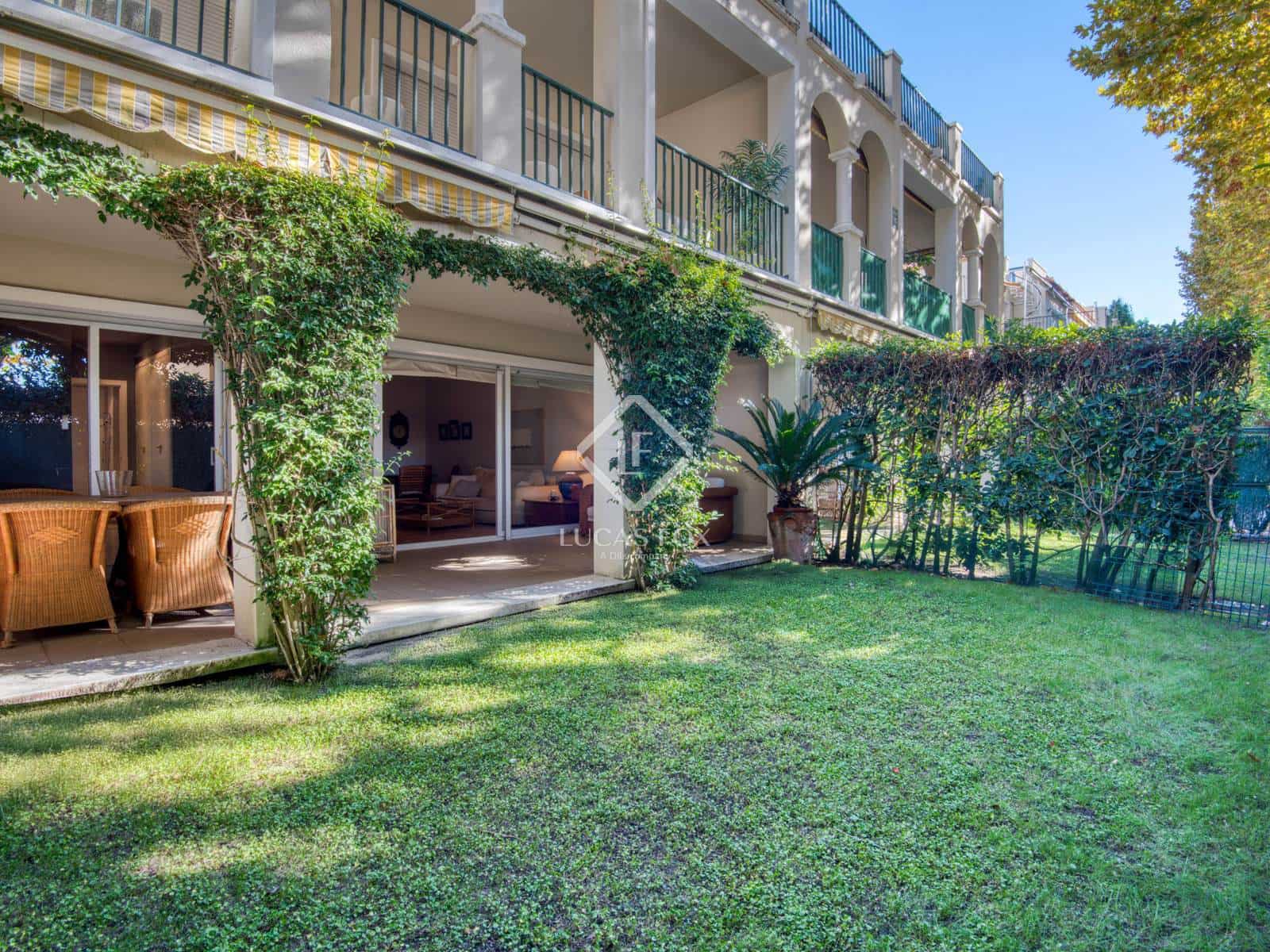 2 sovrum Lägenhet till salu i Platja d'Aro med pool garage - 590 000 € (Ref: 9353930)