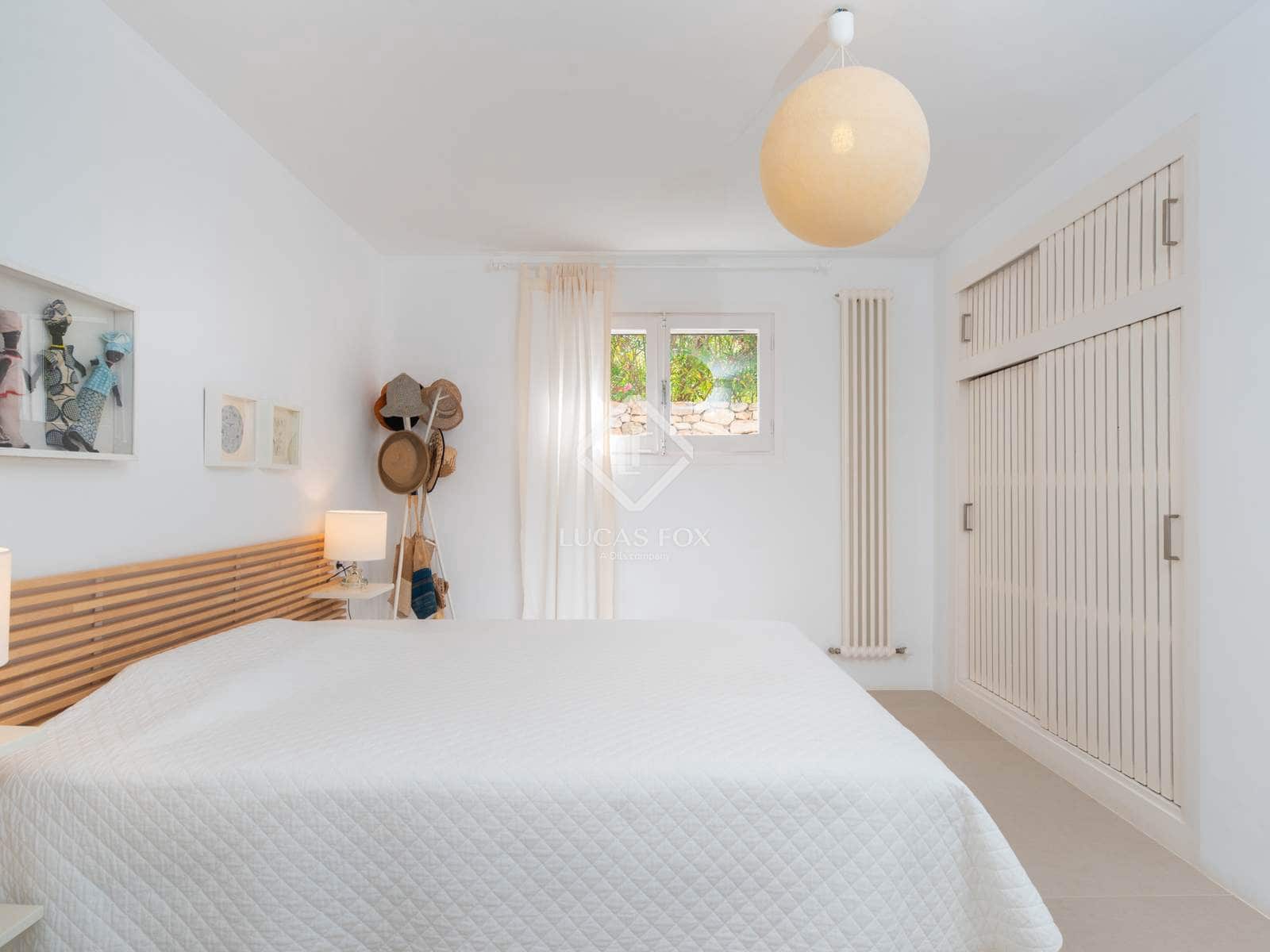 4 sovrum Villa till salu i Roca Llisa med pool garage - 1 890 000 € (Ref: 9354102)