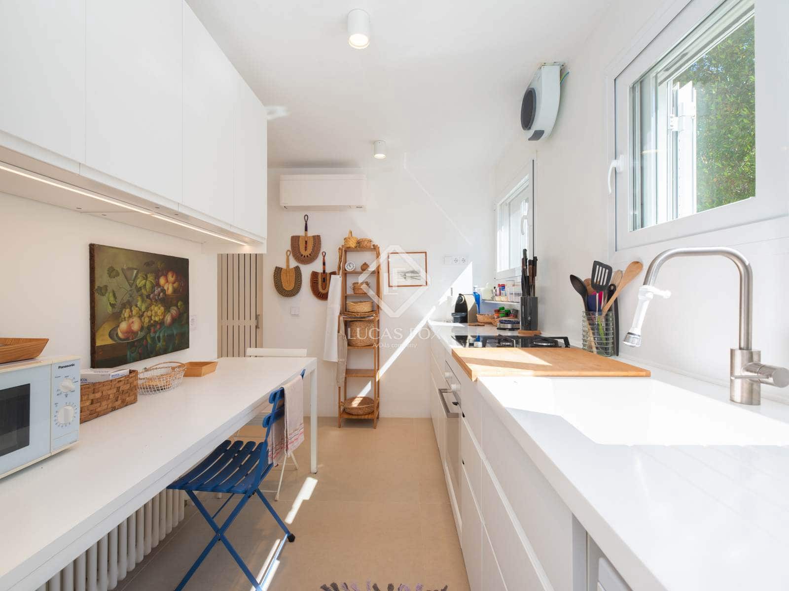 4 sovrum Villa till salu i Roca Llisa med pool garage - 1 890 000 € (Ref: 9354102)