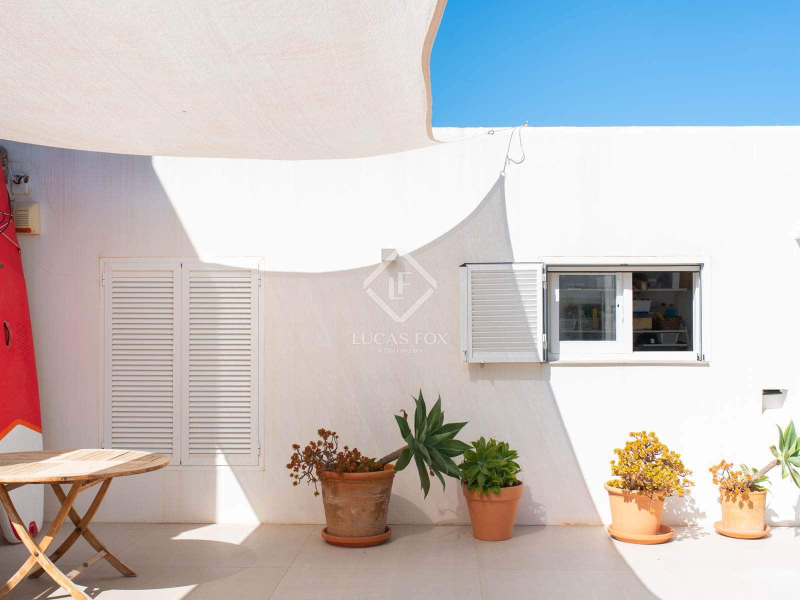 4 sovrum Villa till salu i Roca Llisa med pool garage - 1 890 000 € (Ref: 9354102)