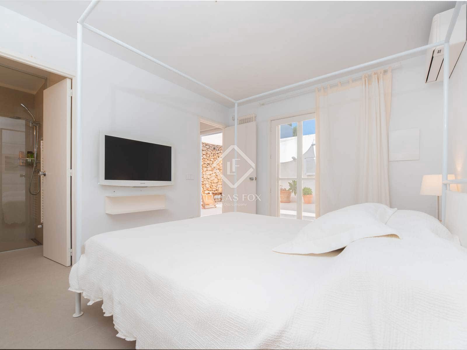 4 sovrum Villa till salu i Roca Llisa med pool garage - 1 890 000 € (Ref: 9354102)