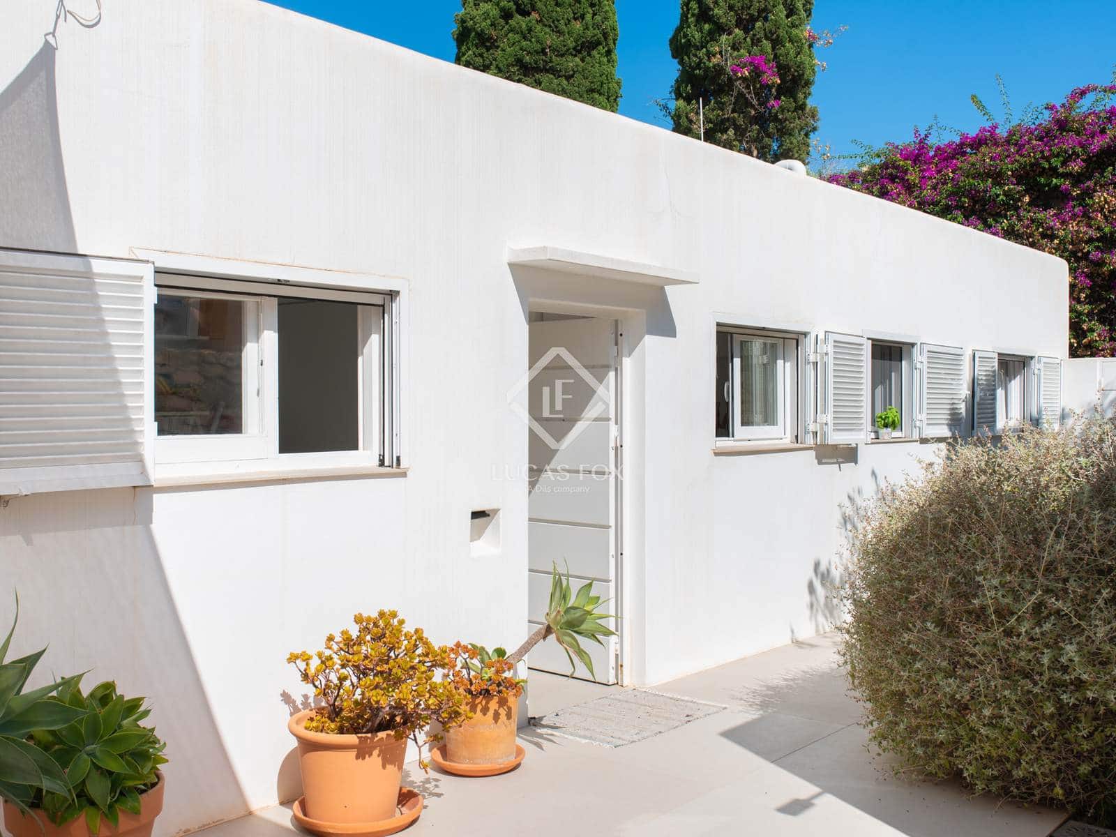 4 sovrum Villa till salu i Roca Llisa med pool garage - 1 890 000 € (Ref: 9354102)