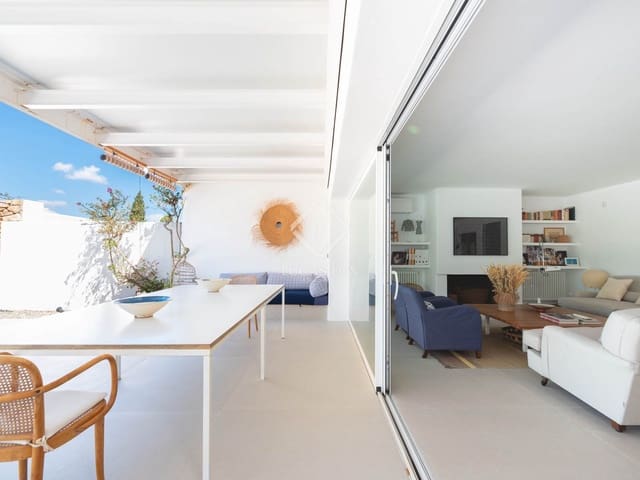 4 sypialnia Willa na sprzedaż w Roca Llisa, Santa Eulalia / Santa Eularia z basenem garażem - 1 890 000 € (Ref: 9354102)