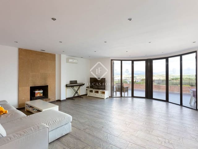 5 soveværelse Villa til salg i Vallromanes med swimmingpool garage - € 649.000 (Ref: 9354103)