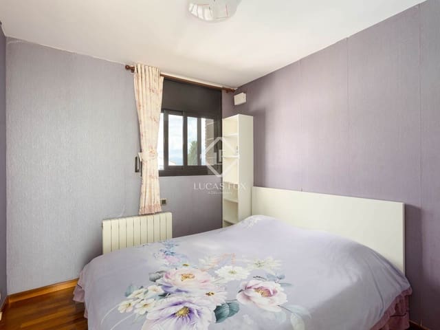 5 soveværelse Villa til salg i Vallromanes med swimmingpool garage - € 649.000 (Ref: 9354103)