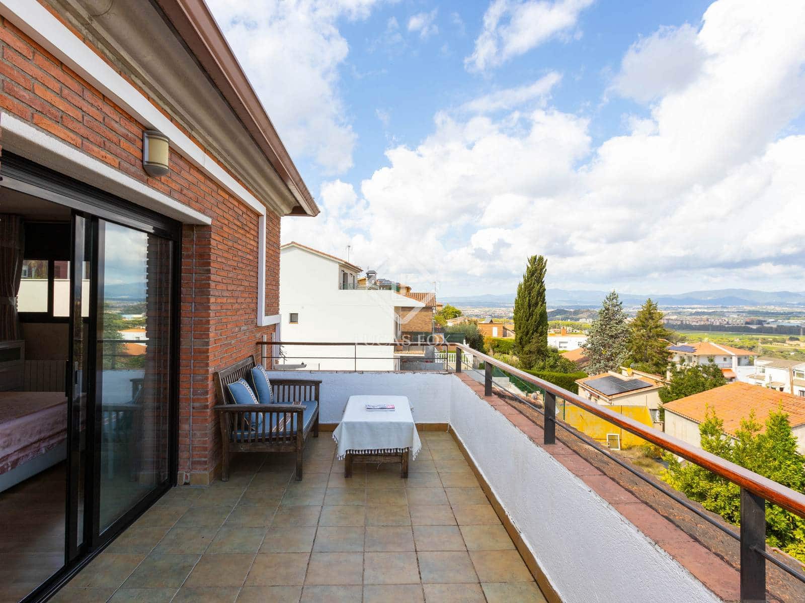 5 soveværelse Villa til salg i Vallromanes med swimmingpool garage - € 649.000 (Ref: 9354103)