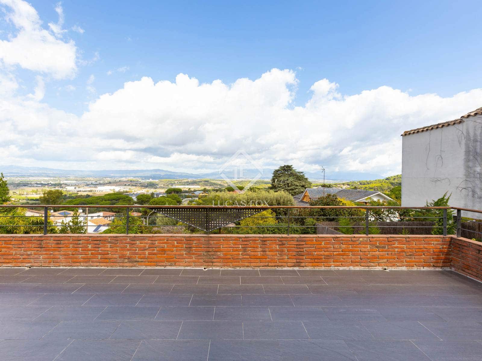 5 soveværelse Villa til salg i Vallromanes med swimmingpool garage - € 649.000 (Ref: 9354103)