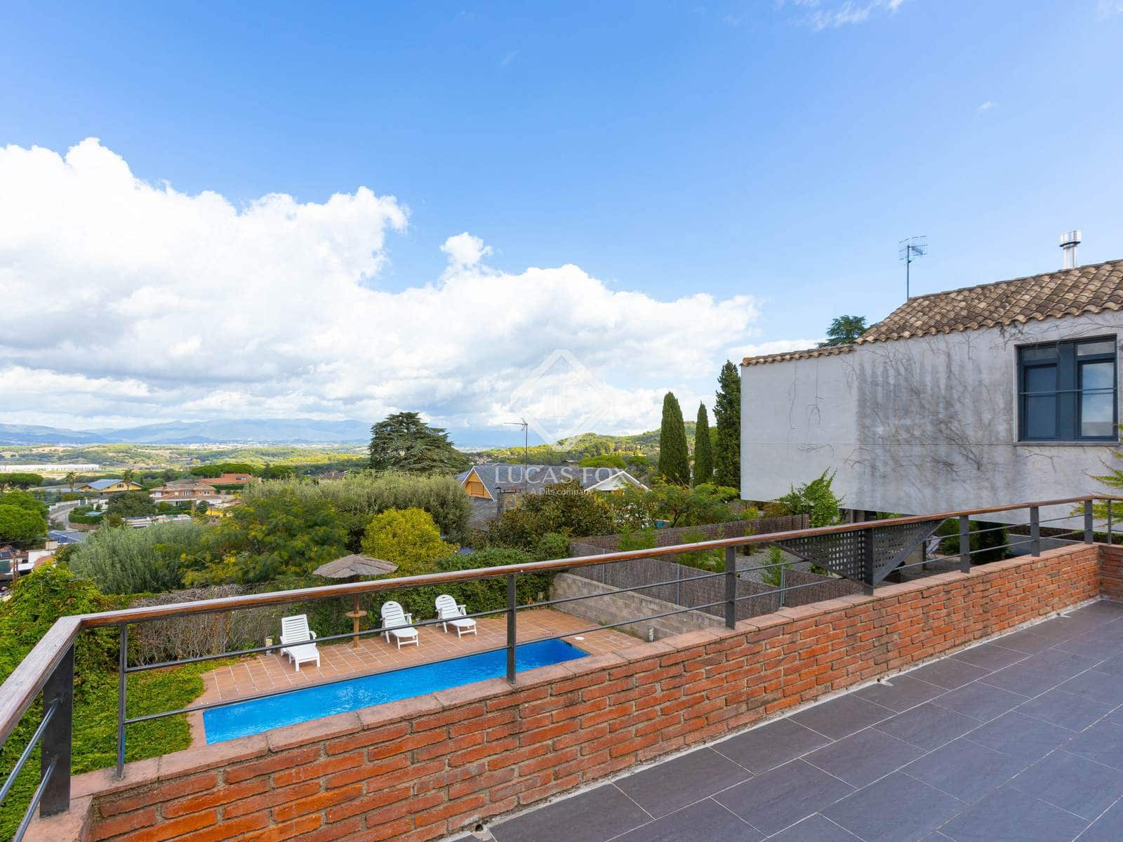 5 soveværelse Villa til salg i Vallromanes med swimmingpool garage - € 649.000 (Ref: 9354103)