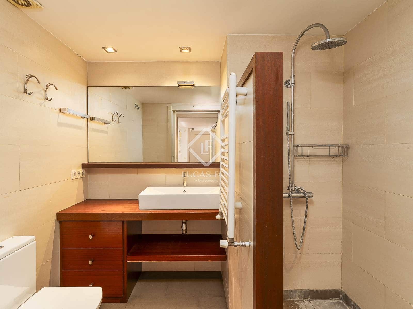 4 soveværelse Lejlighed til salg i Barcelona by med swimmingpool garage - € 2.000.000 (Ref: 9354209)