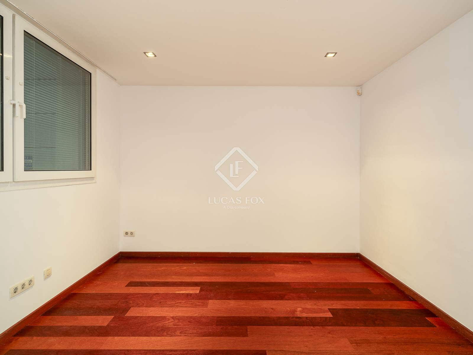 4 soveværelse Lejlighed til salg i Barcelona by med swimmingpool garage - € 2.000.000 (Ref: 9354209)