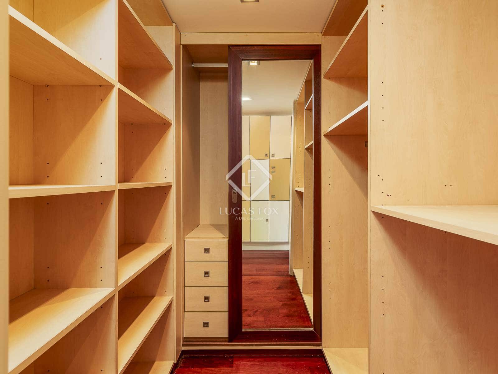 4 soveværelse Lejlighed til salg i Barcelona by med swimmingpool garage - € 2.000.000 (Ref: 9354209)