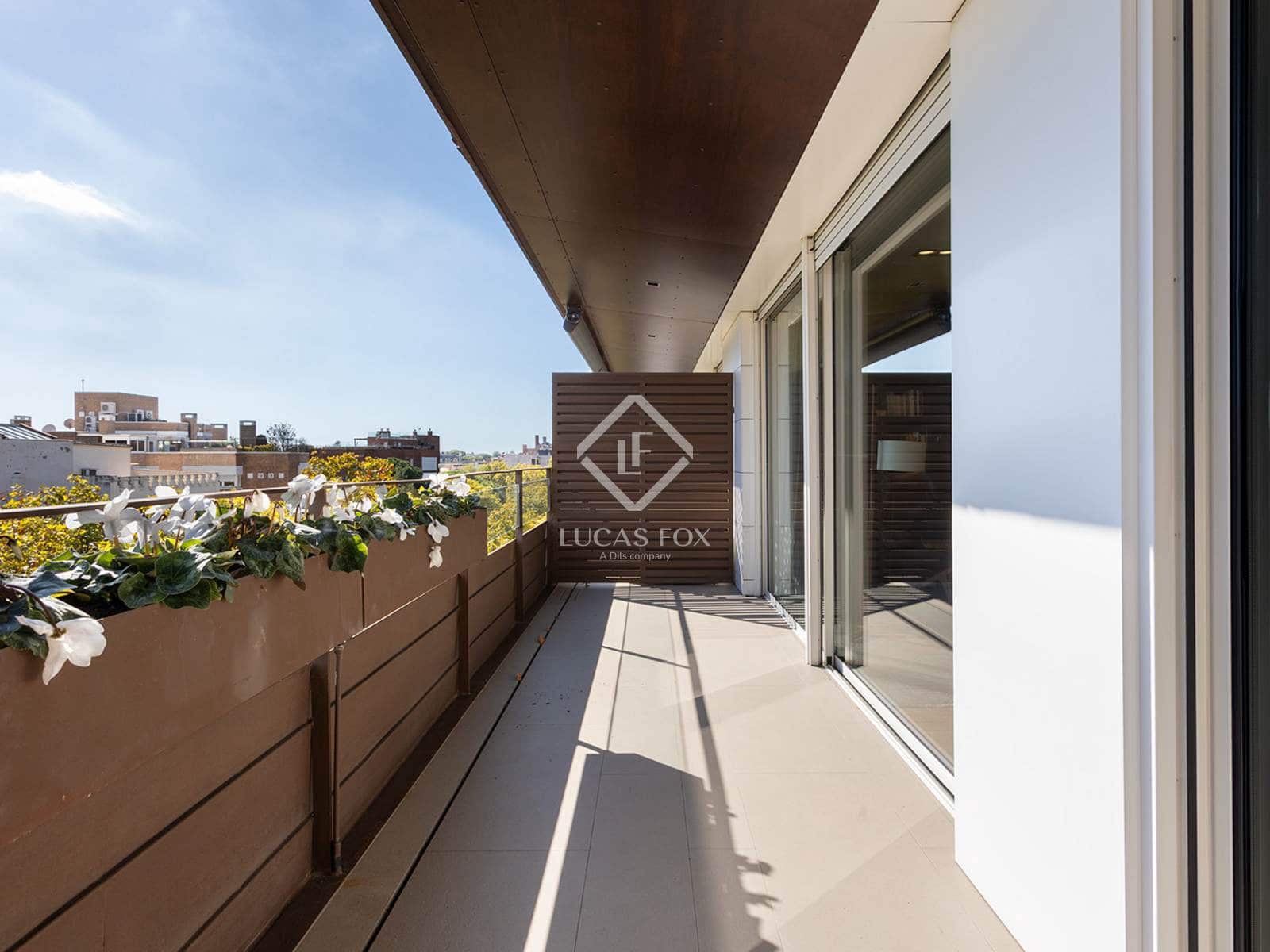 2 slaapkamer Appartement te koop in Barcelona stad met zwembad garage - € 2.490.000 (Ref: 9354210)