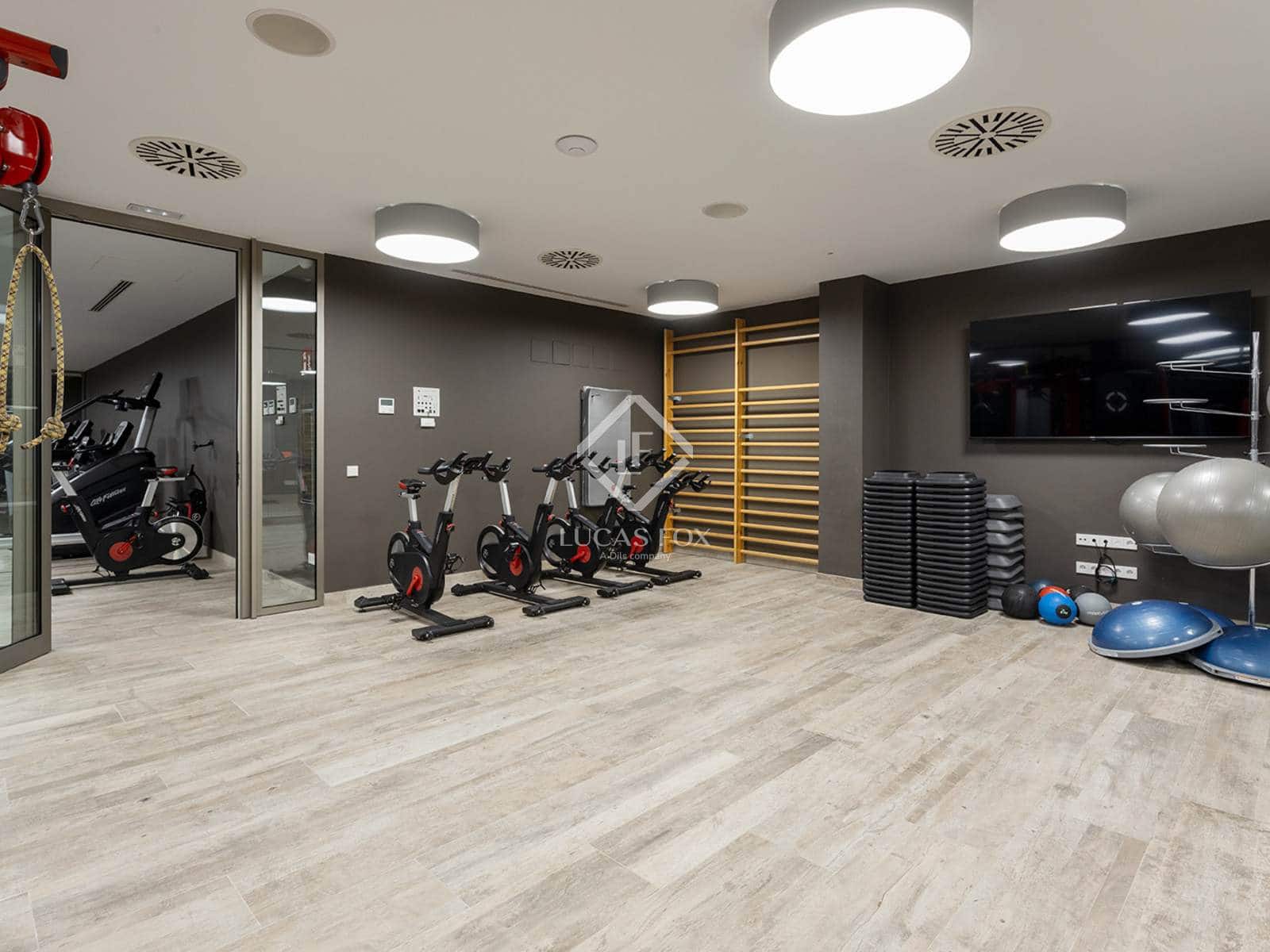 2 slaapkamer Appartement te koop in Barcelona stad met zwembad garage - € 2.490.000 (Ref: 9354210)